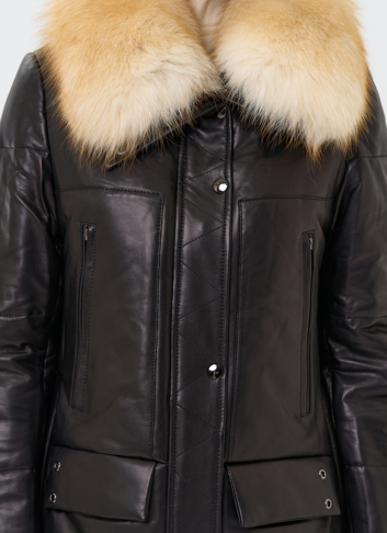 Кожаный пуховик с воротником из лисы