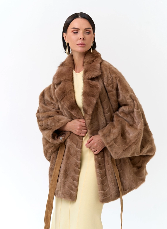 Шуба из меха норки с поясом