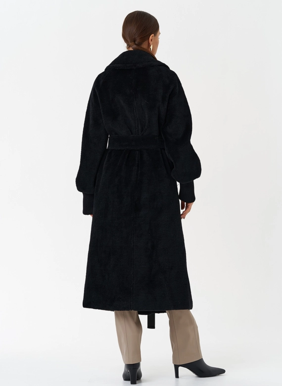 Пальто из шерсти с английским воротником