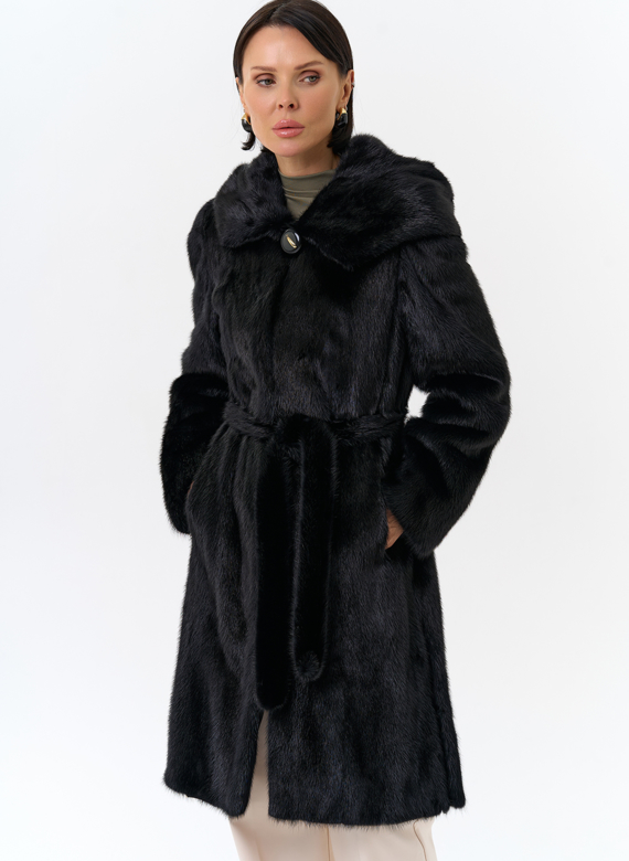 Норковая шуба с капюшоном и поясом черного цвета