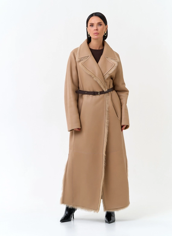 Женская двухсторонняя дубленка из натурального меха с английским воротником фото