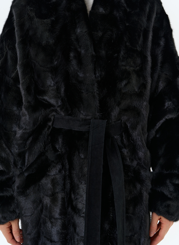 Шуба из меха норки с поясом